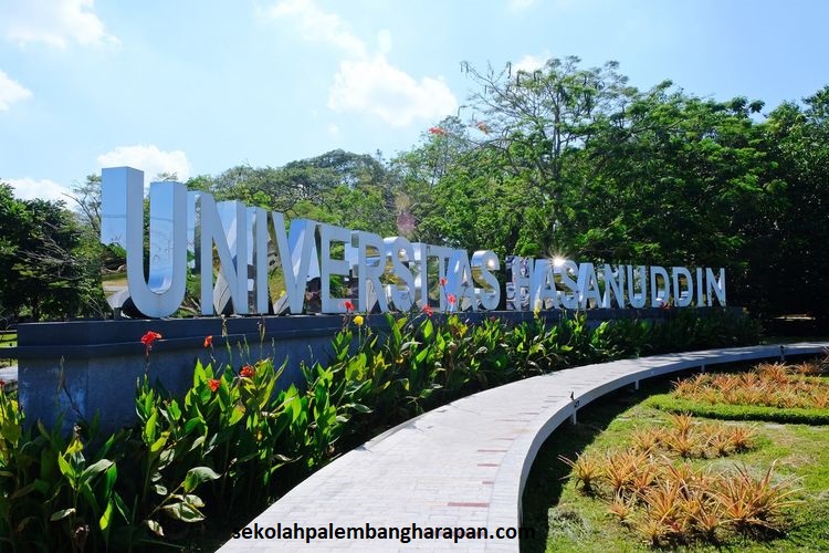 Top 10 Universitas Terakreditas A di Surabaya
